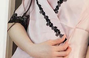 爱尤物 – 观看王翊涵这套礼服的写真，你会不会也有种想拥有衣柜翻新的冲动？太吸引眼球了。