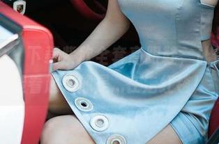 爱尤物 – 下载紫欣全套高跟鞋，让你的双腿看起来像是…在走红毯！