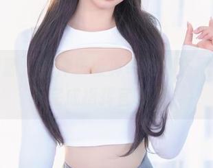 高清资源，看神乐坂真冬如何在黑丝皮衣下完成指挥官转职！