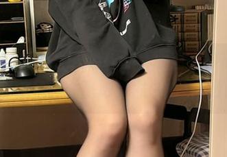 看到神沢永莉的粉色作品,原图上传后,心酸的是这色调太飘渺,黑白的我无处躲。