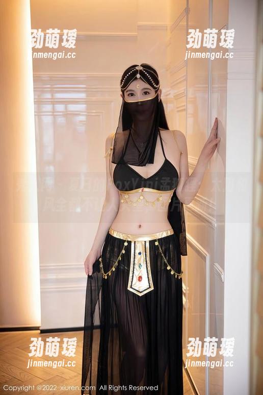 秀人网 - 夏日的FoxYini孟狐狸：太阳和风全都不让人失望，图片更新！