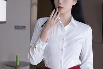 秀人网 – 别被光线骗了,加点剧情,周媛媛的无圣光套图更吸睛