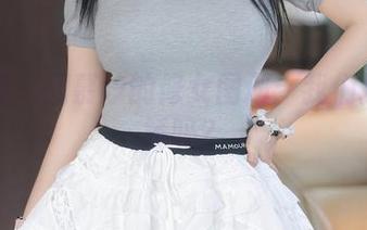 秀人网 – 周慕汐的修女图册：我们捣蛋耶稣吗？