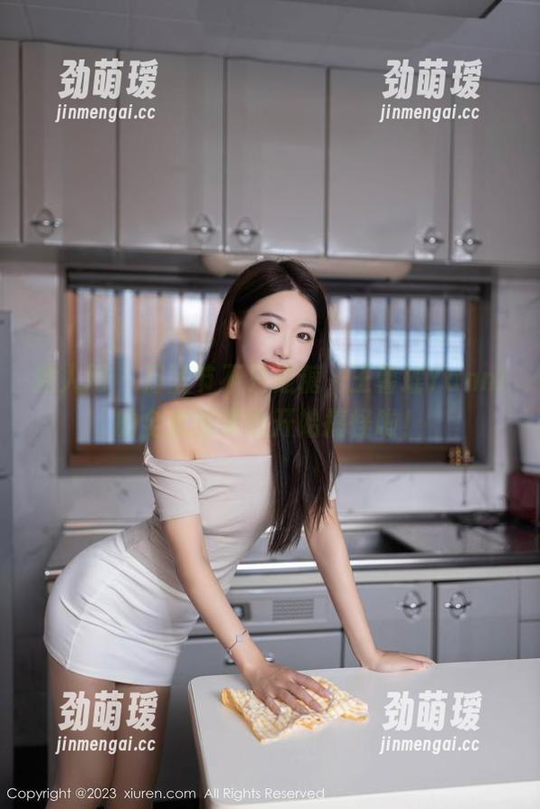 秀人网 - 万圣节不只是糖，王馨瑶Yanni的全套图集也开始搞怪啦！