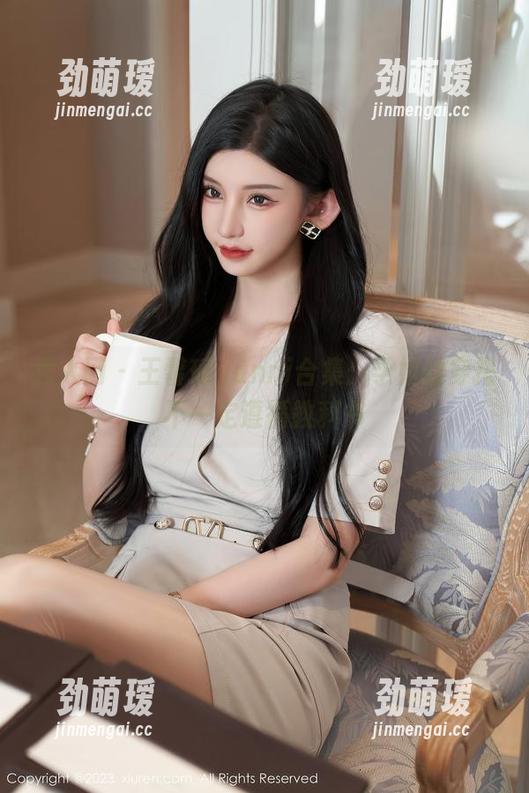 秀人网 - 王馨瑶yanni合集：学姐的穿搭不一定遵循教科书