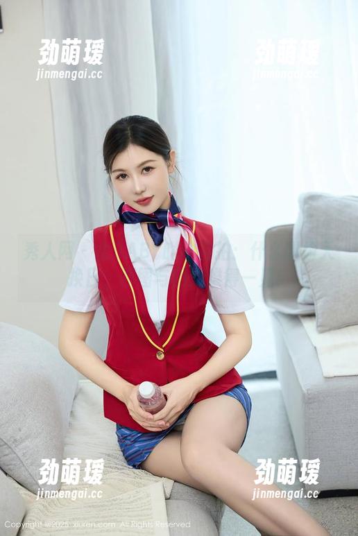 秀人网 - 金BABY吖的自拍：什么叫偷天换日，原图与图册难得一见！