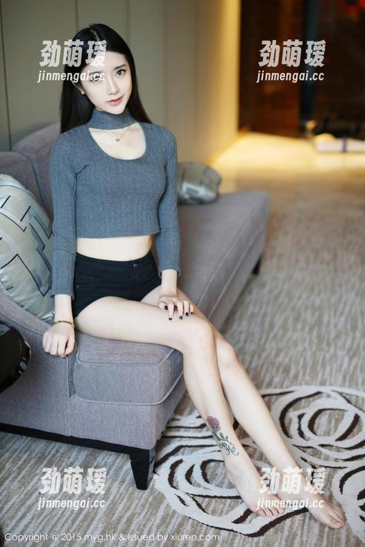 美媛馆-Barbie可儿 美媛馆 - 泳池边的Barbie可儿:看她如何优雅地跳进水里,哦,那个动作可能需要点练习的写真套图!