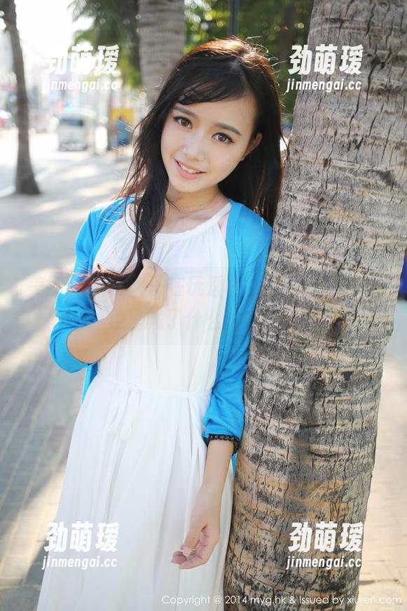 美媛馆-软软子 美媛馆 - 软软子在玩透明,好奇那高清图集里藏了什么小秘密?