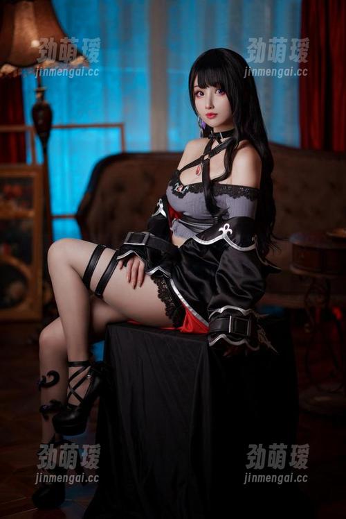 肉扣热热子 高清写真里的肉扣热热子,格奈森瑙的POV是不是令你想歪了?