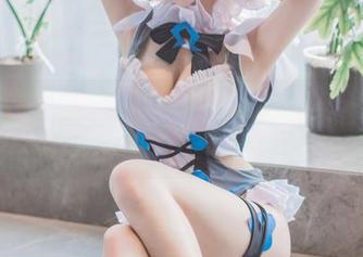 是什么让人对这个定制作品如此着迷？肉扣热热子的吉他妹妹还真有趣！