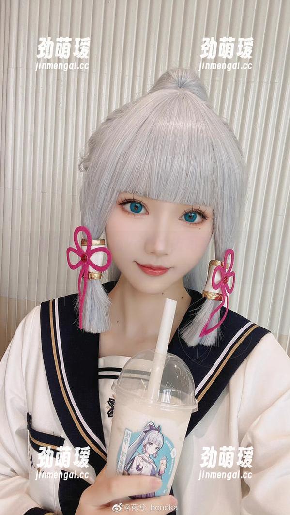 穿越花兮_honoka的女友写真：无圣光里天天都是土味情话。