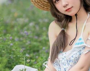 套装风与花铃Hana的神奇碰撞，cos不止于此。