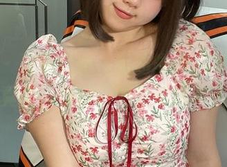 微密圈 – 浅紫写照,葱油饼er悄悄开通的写真集,那颜色怎么这样勾人?