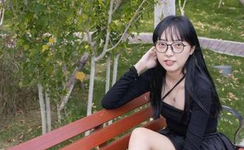 袜啵啵 – 找不到更好理由了:看奶油穿白裙的美图资源,谁还在乎夏天呢