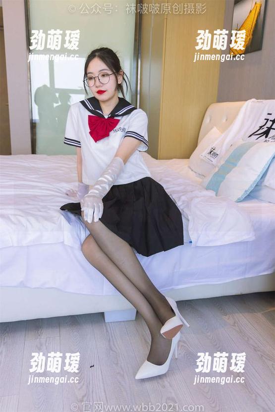 袜啵啵-甜甜圈 袜啵啵 - 甜甜圈的御姐美图合集:谁能拒绝这种极具吸引力的组合?