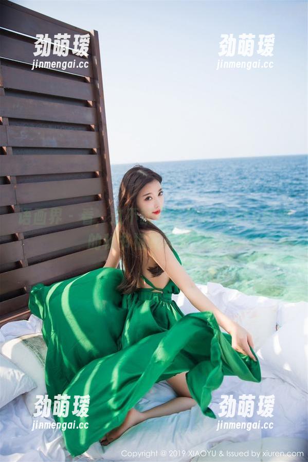 语画界-徐莉芝Booty 语画界 - 看,这不就是徐莉芝Booty和她的秘书福利写真吗?