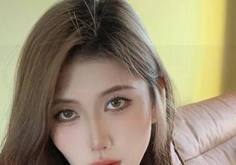 微密圈 – 长腿的诱惑，醇子小姨福利写真上线！