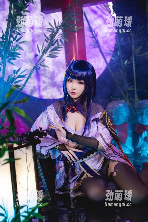 雪晴Astra 雪晴Astra的写真分享,利兹扮演的小恶魔,比我还会搞怪